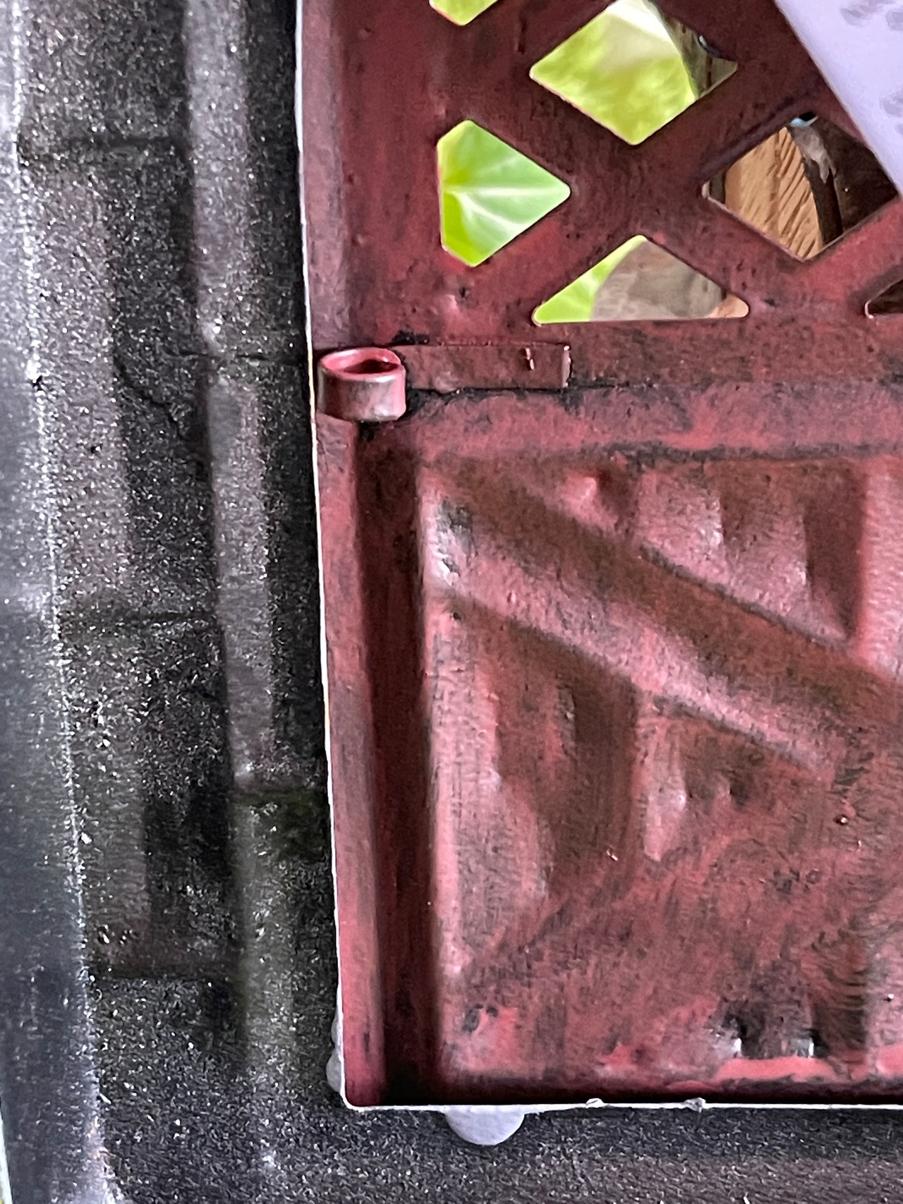 『フェアリーシリーズ』フェアリードア　赤いドア メタル素材 Metal Red Crisscross Door イギリスよりの画像08