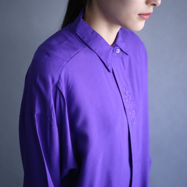 "刺繍" fly-front minimal design violet shirt