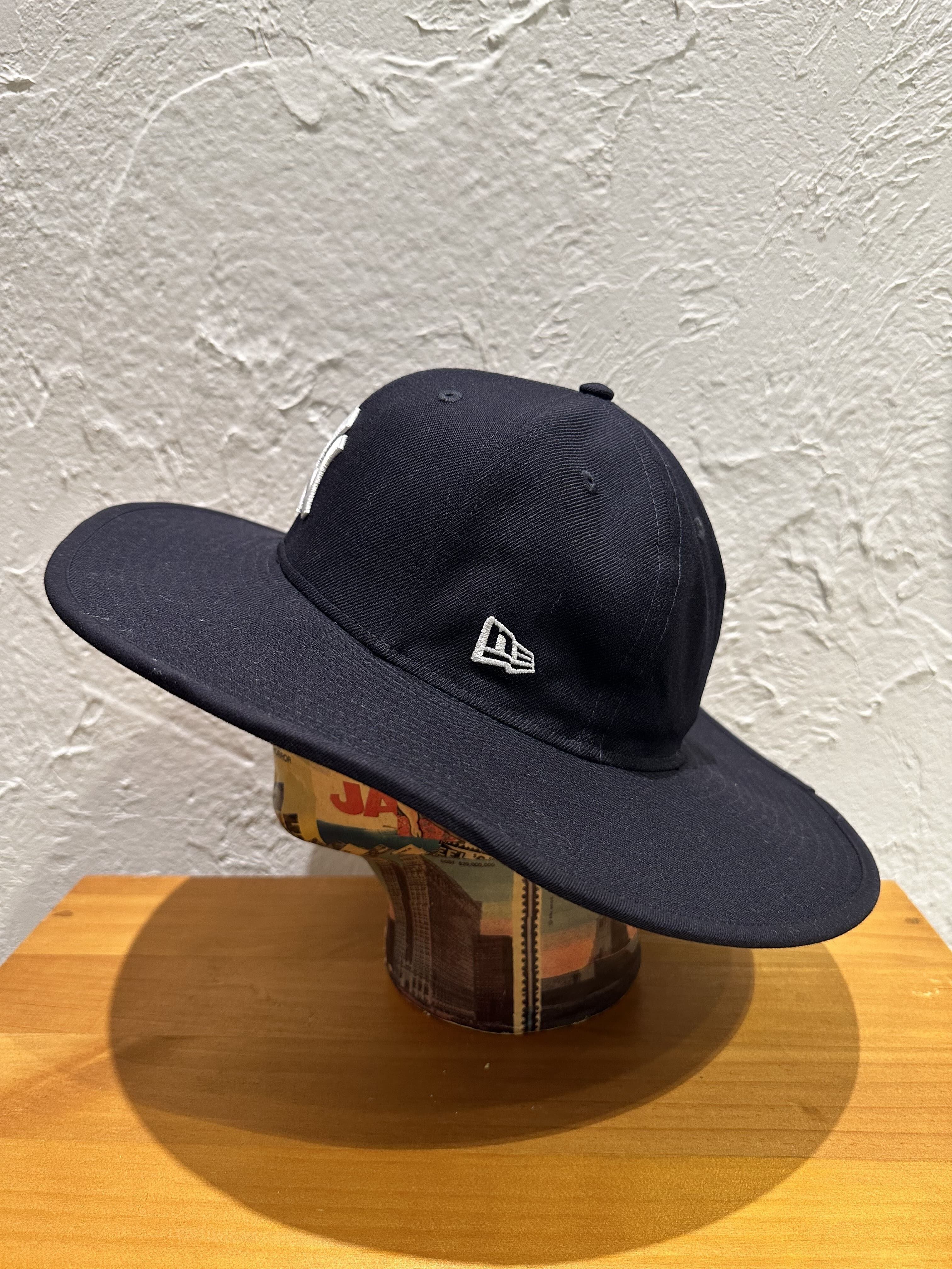 NEW ERA (ﾆｭｰｴﾗ) - FITTED LONG BRIM HAT NYY (ﾌｨｯﾃﾄﾞﾛﾝｸﾞﾌﾞﾘﾑ ﾊｯﾄ  ﾆｭｰﾖｰｸ･ﾔﾝｷｰｽ) | thecompus powered by BASE