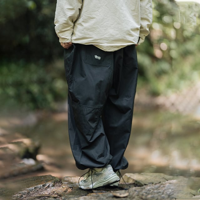 ワイドパラシュートパンツ / Wide-Leg Parachute Pants | INOCENCE