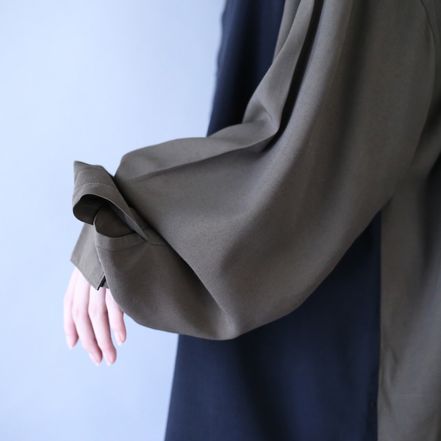 "black×khaki" bi-color switching design loose silhouette shirt