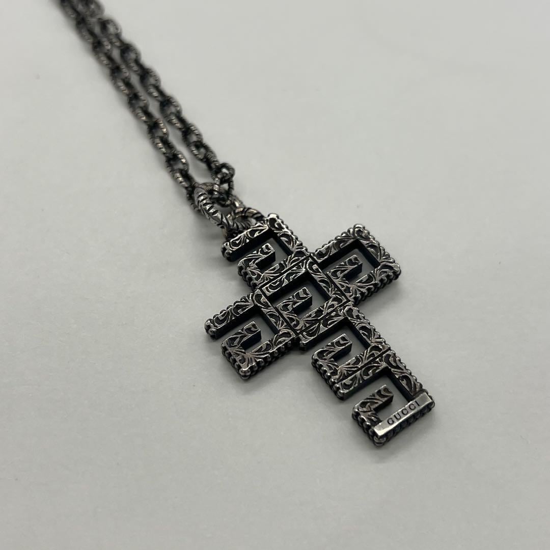 グッチ GUCCI アラベスク スクエアG クロス ネックレス Ag925