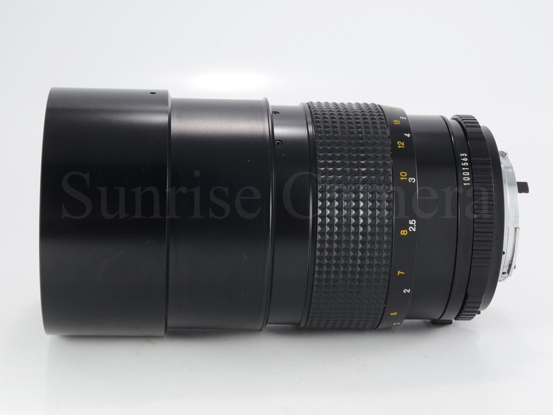 MINOLTA MD 135mm F2 NEW ミノルタ 中望遠単焦点レンズ（23653