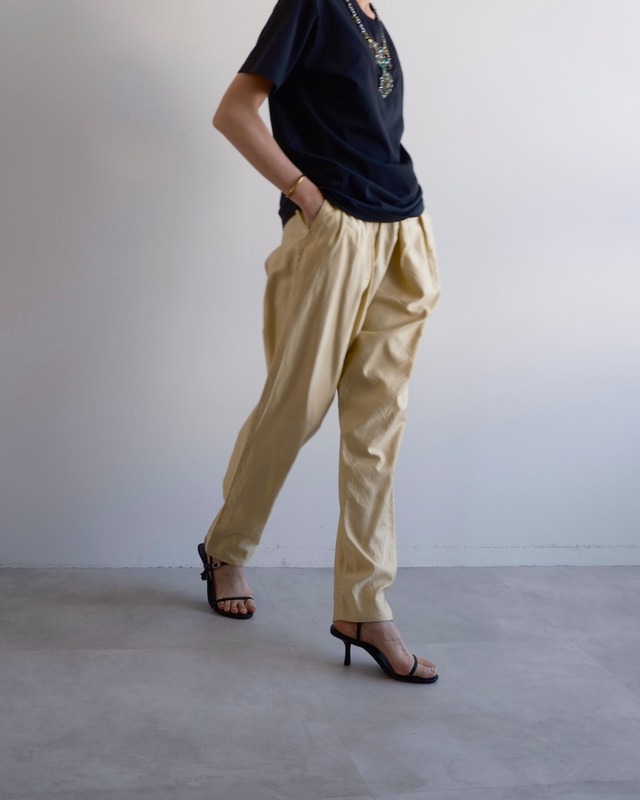 DRIES VAN NOTEN　TUCKED TAPERED PANTS