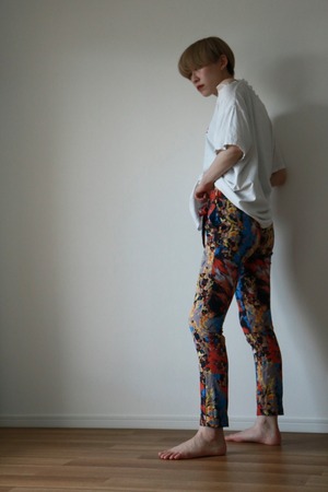 Vintage pattern knit pants