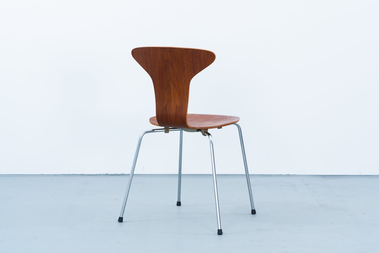 Arne Jacobsen | model.3105 Mosquito Chair | kaikki gallery | 北欧