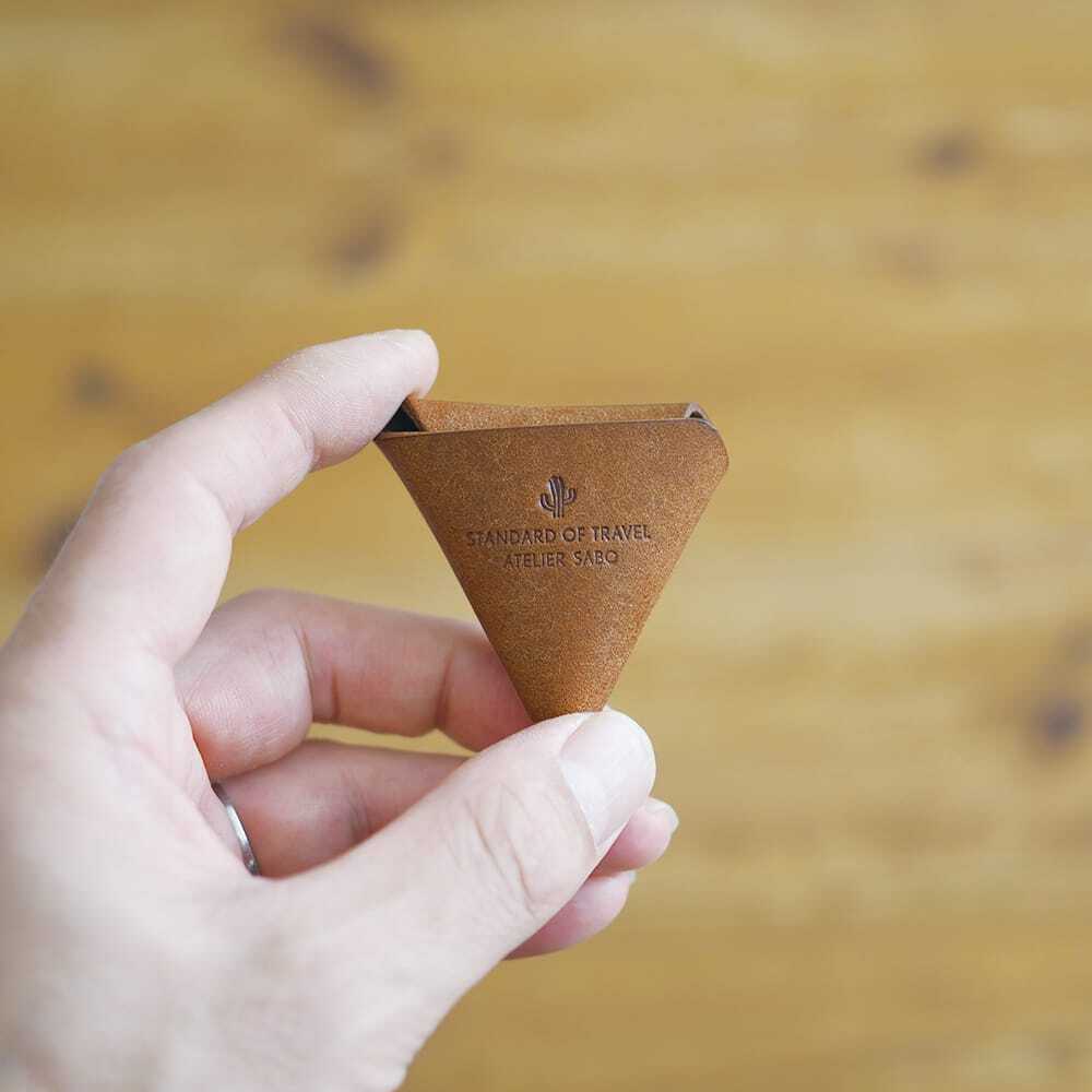 三角のアクセサリー入れ【全7色】ケース | セミオーダーできる革小物の