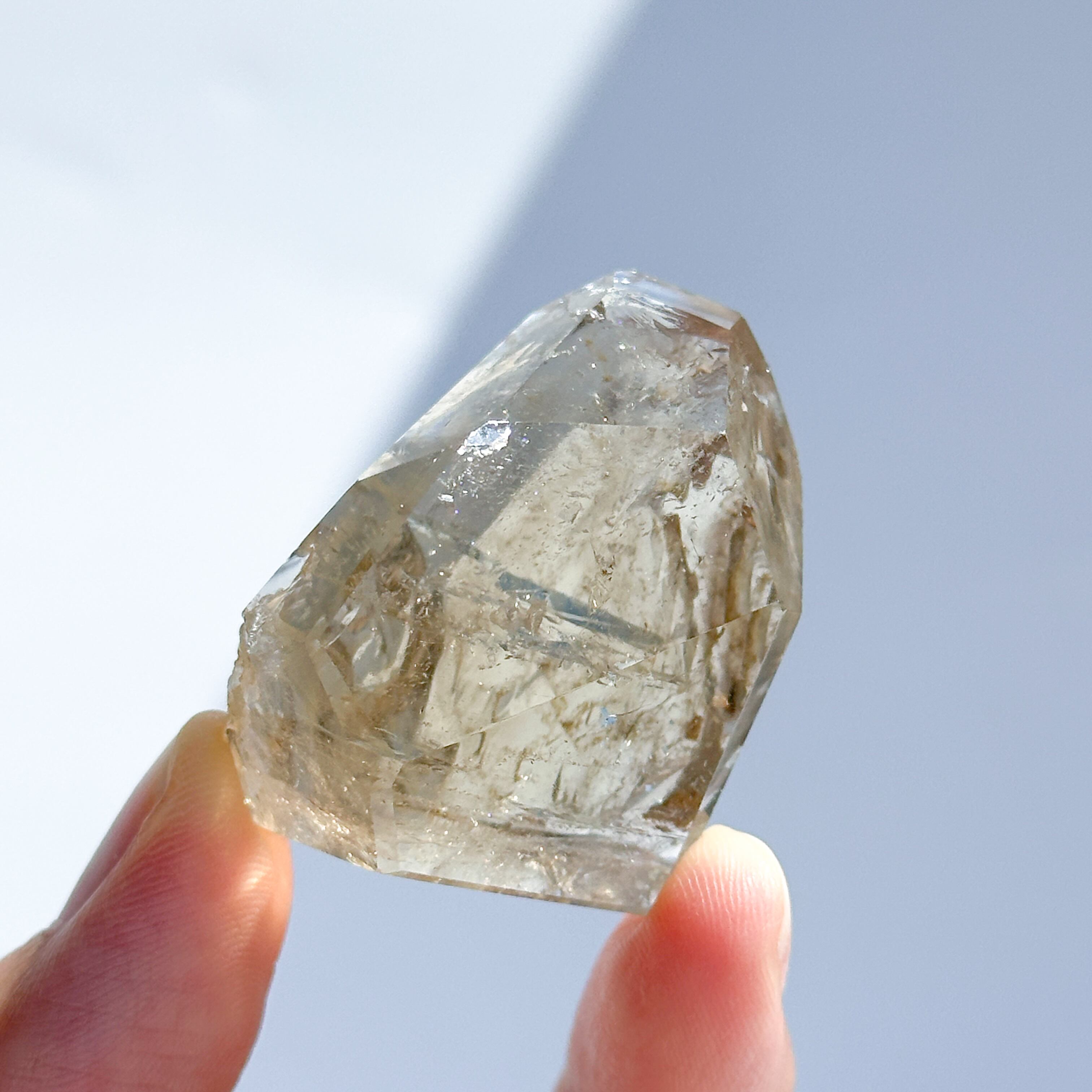ファントム◎シトリン（黄水晶） フリーフォーム31◇ Citrine