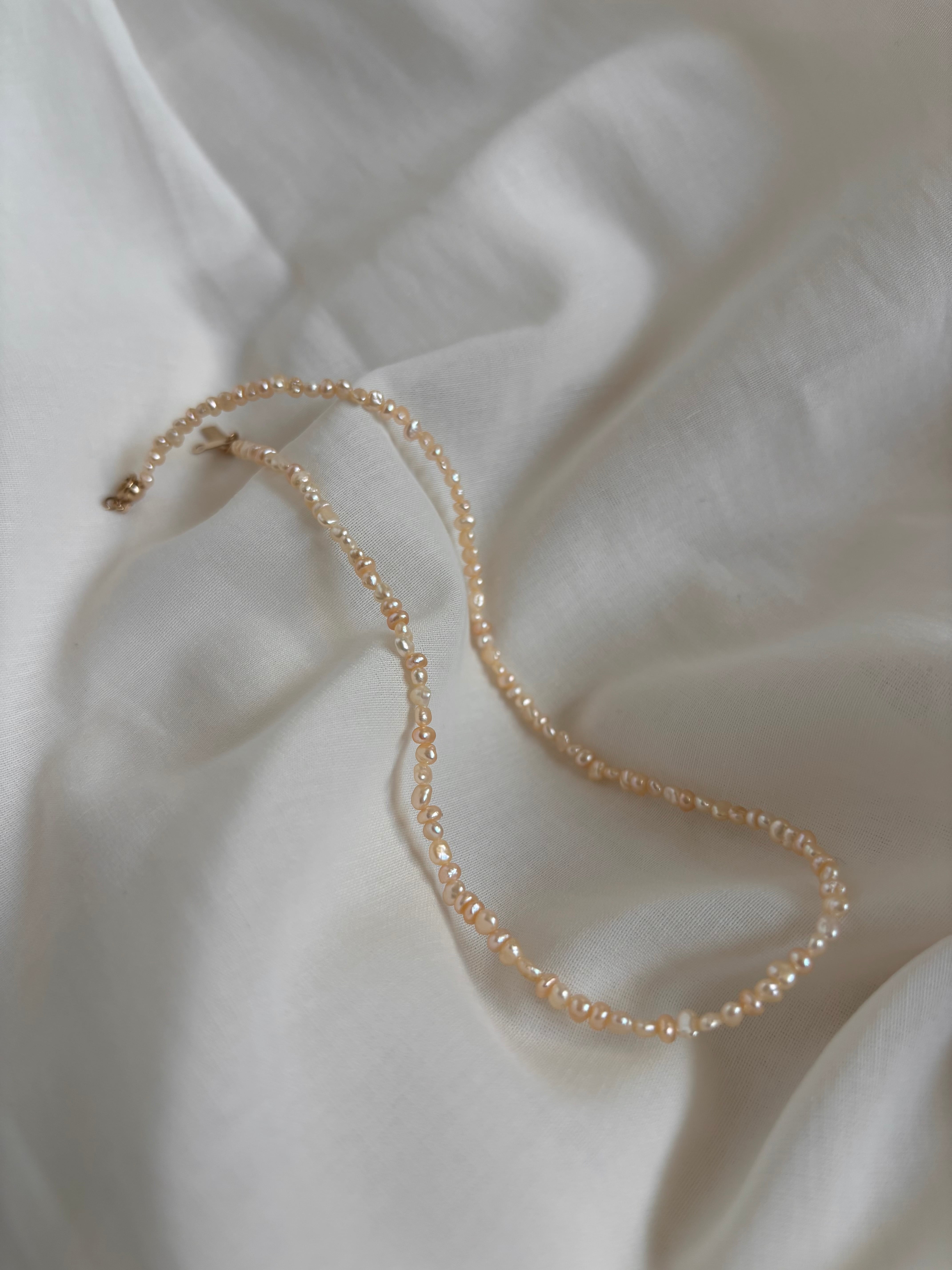 Skin Glow Pearl Necklace
