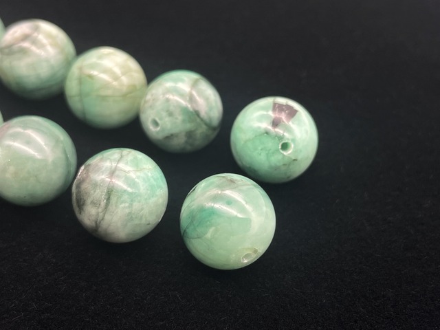 ハンドメイドビーズ素材セット（エメラルド）