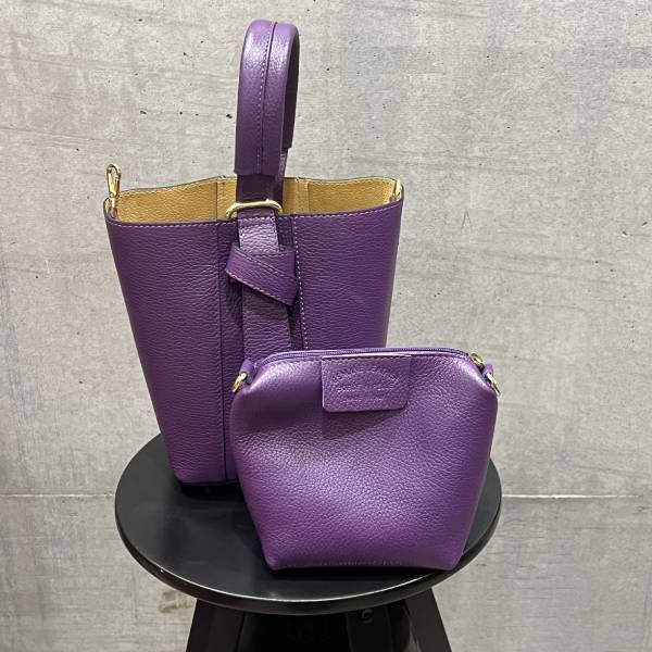 牛革 グレインレザー ショルダーストラップ付バッグ 2Way仕様 パープル