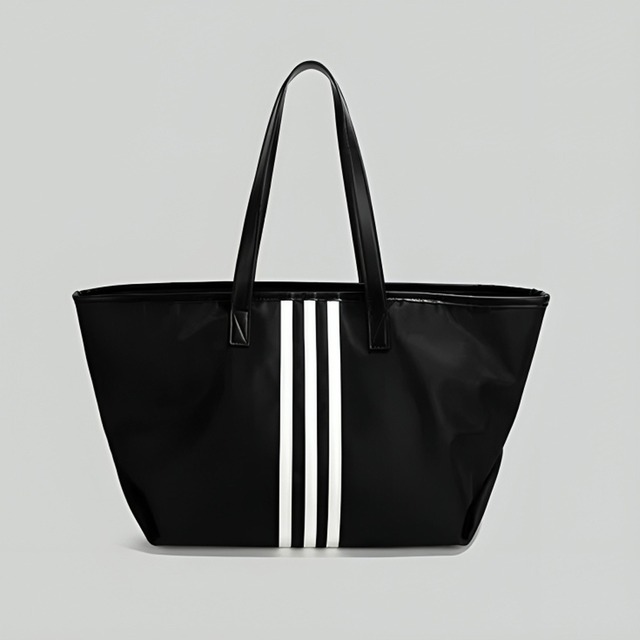 スリーラインスポーティトートバッグ