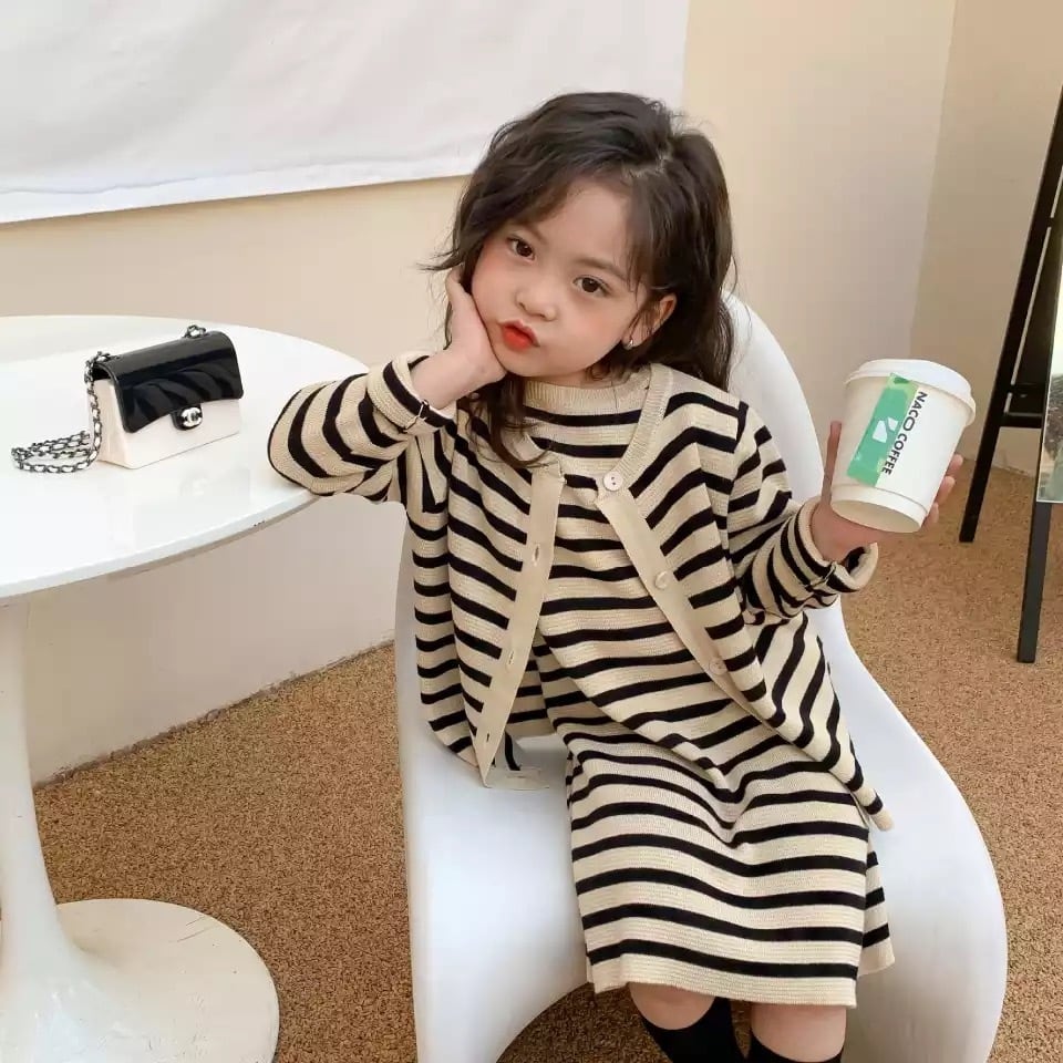 送料無料 女の子 カーディガン ボーダーワンピースセット 90cm 140cm 秋 冬 韓国子供服 La Preference