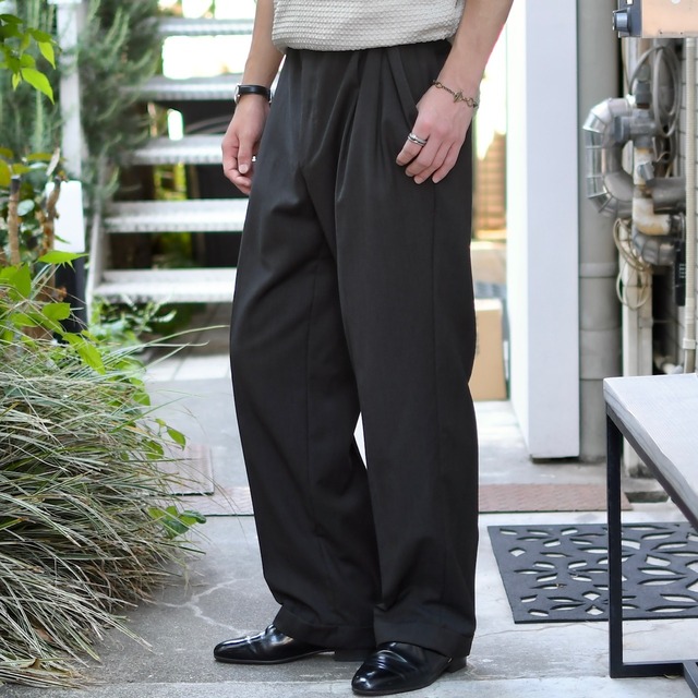 dark brown 2 tuck slacks