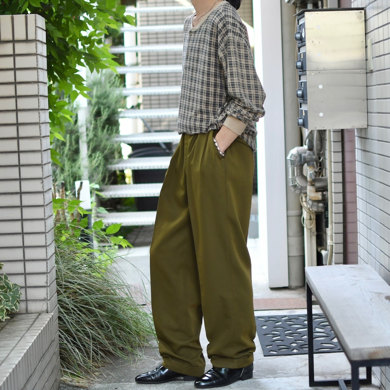 rayon blend khaki tuck slacks