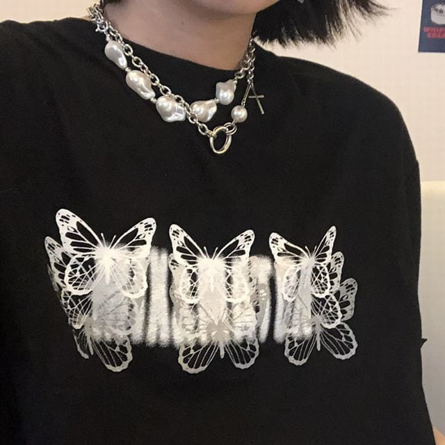 【MIM the wardrobe】BUTTERFLY T-SHIRT/バタフライ★韓国 Tシャツ バタフライ柄 クロップド丈 ショート丈 半袖 へそ出し