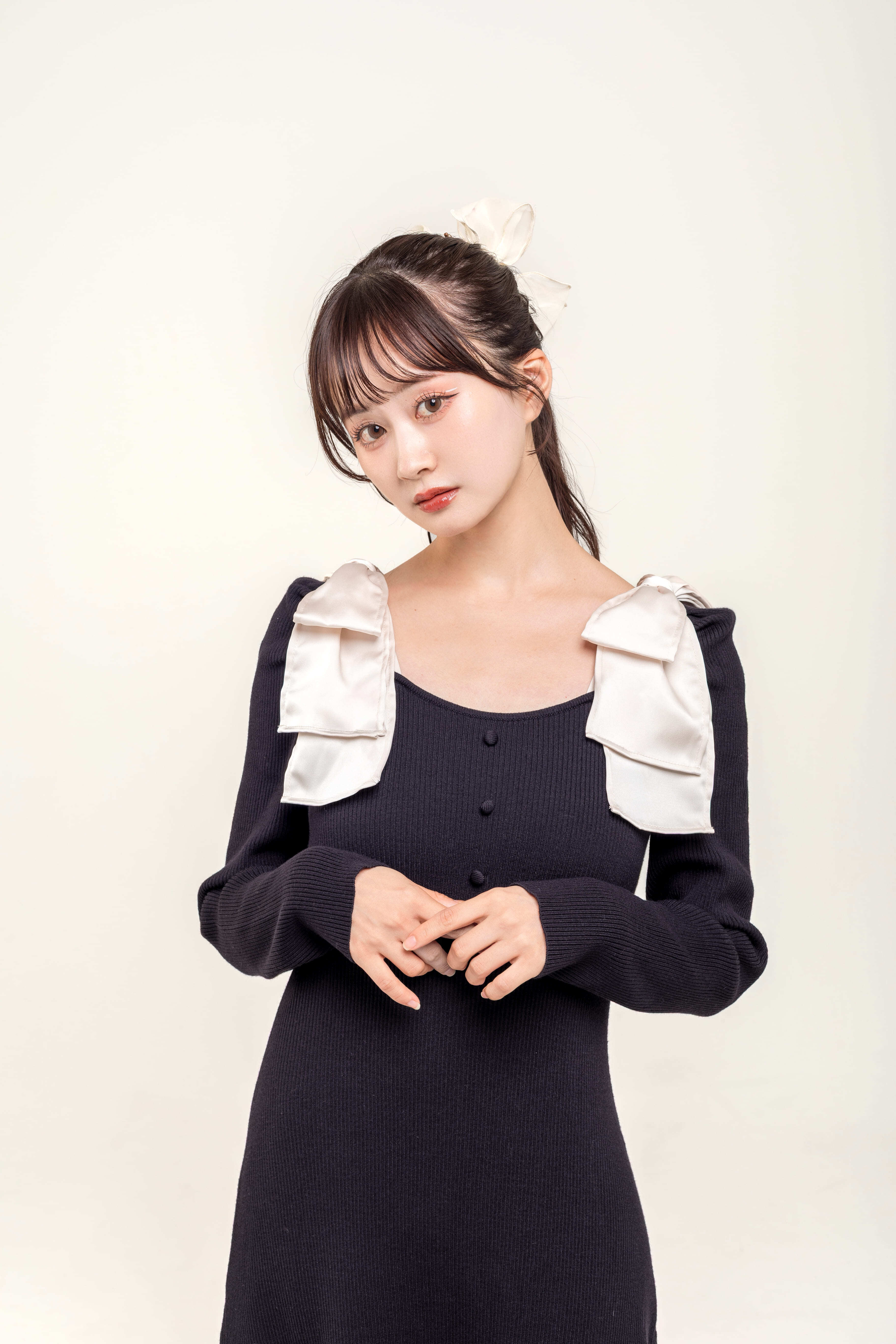 Black ribbon knit dress | raviange