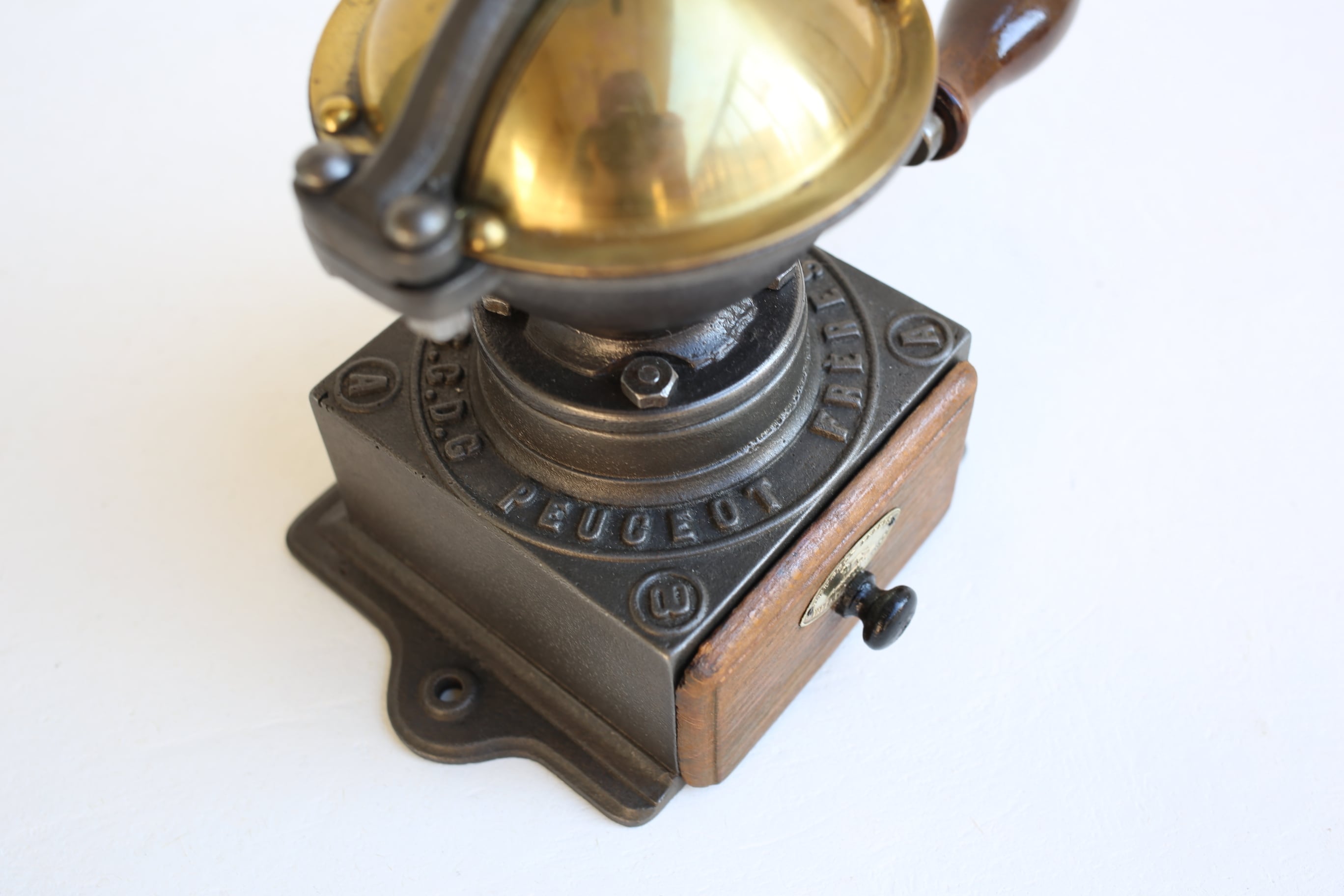 フランス アンティーク Peugeot プジョー コーヒーミル 『A00