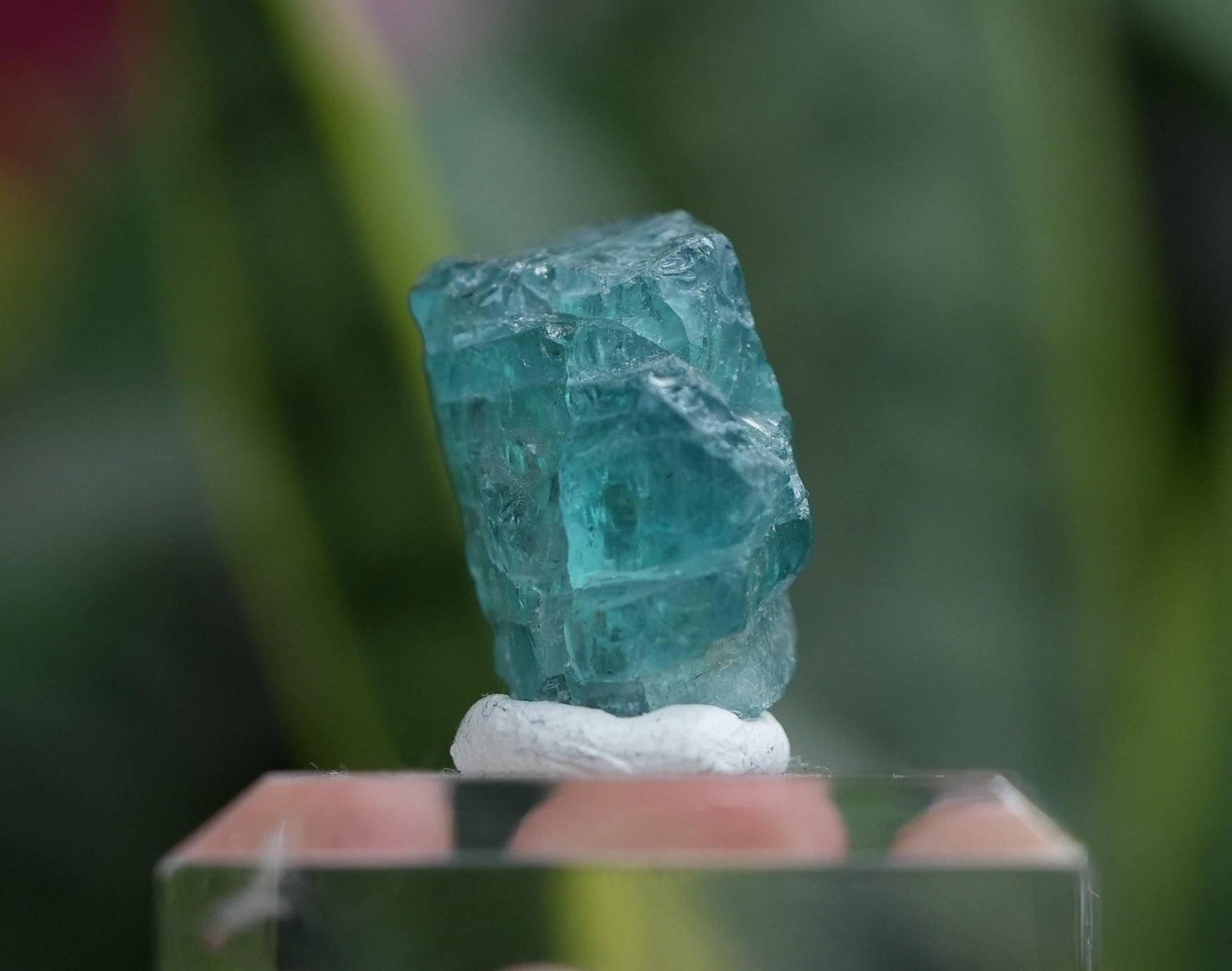 透ける☆ブルーアパタイト原石 s1043 | Funky garuda Stone