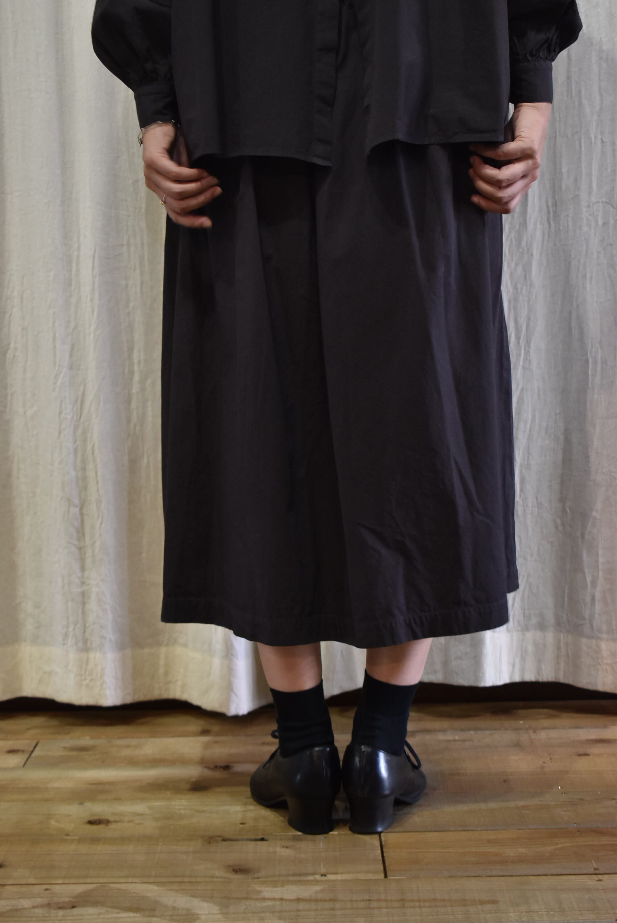 holk gather skirt charcoal | rasikufuku