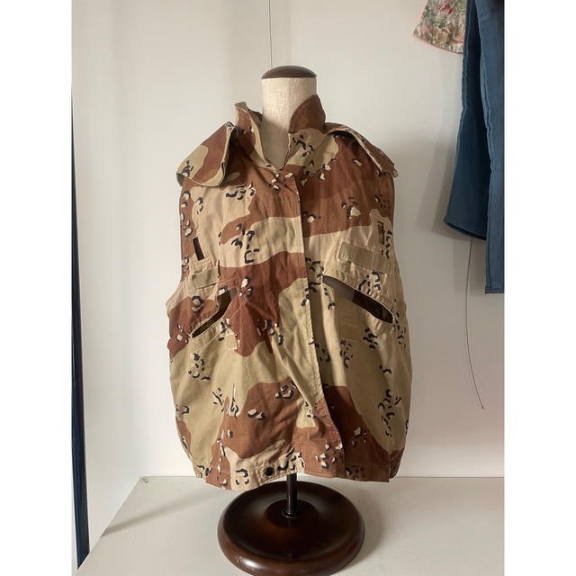 Choco chip camo vest 90s