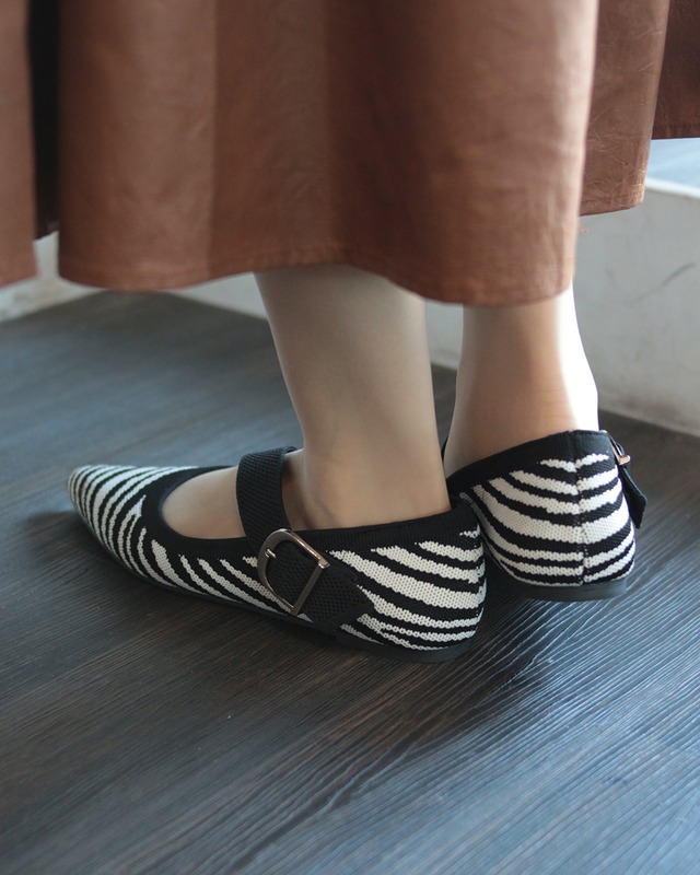 【BouJeloud】ベルトフィット フラットパンプス　(250936)