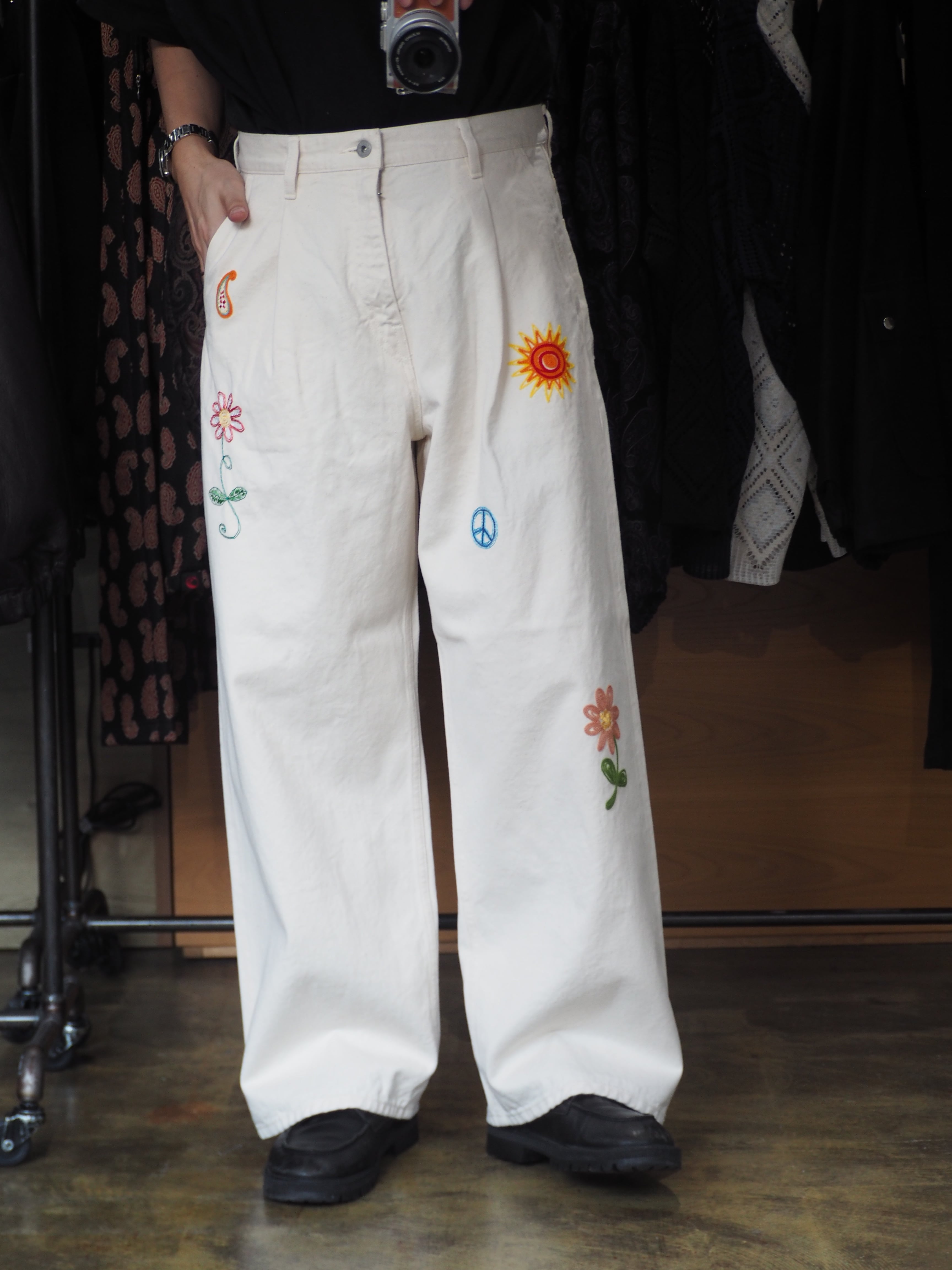 superNova. Embroidered wide selvedge jeans / Natural | novastore