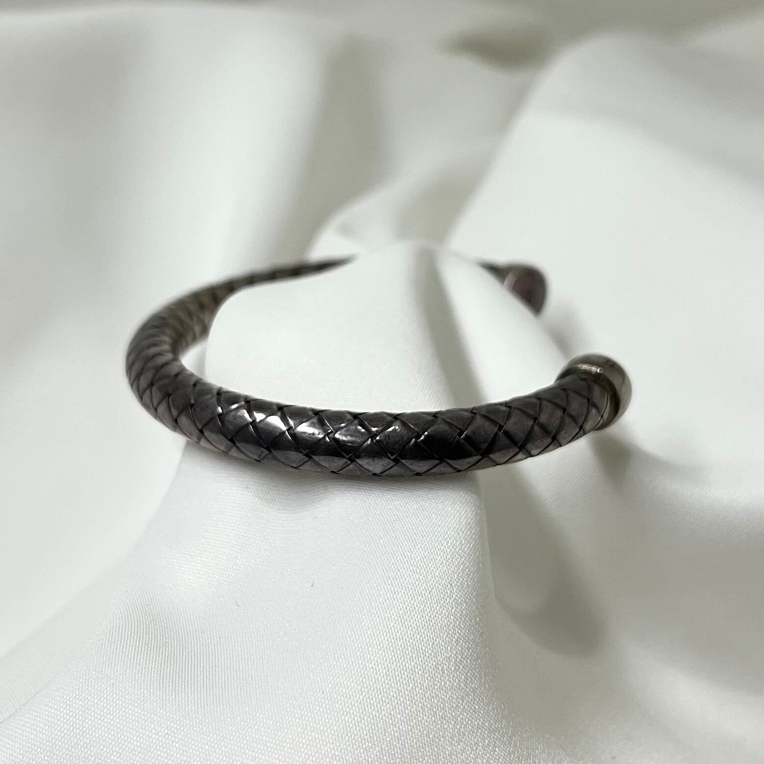 BOTTEGA VENETA イントレチャート バングル シルバー925 ボッテガ