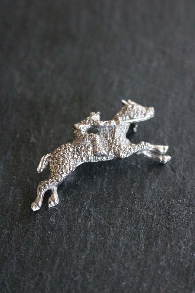 ヴィンテージブローチ