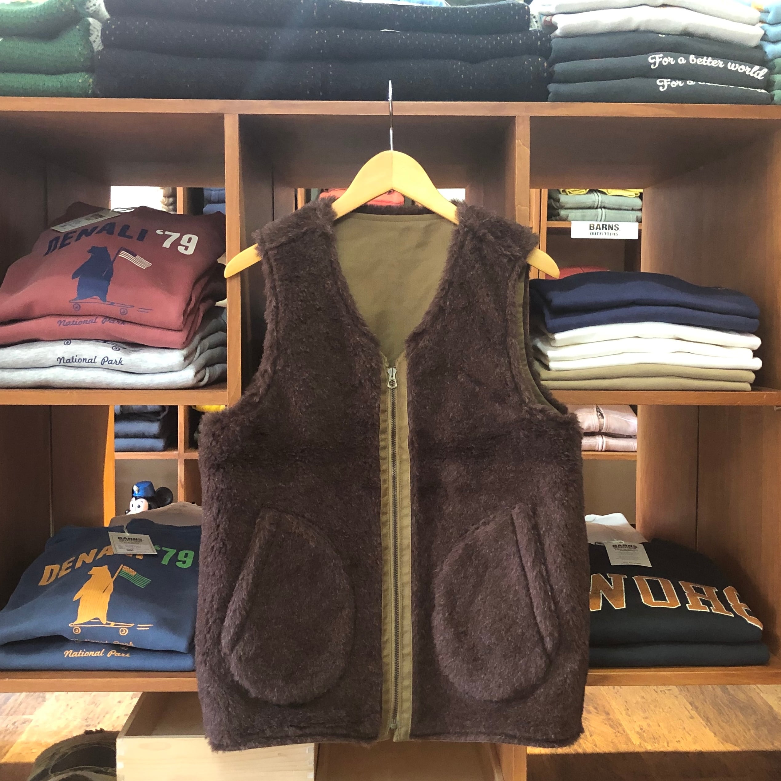 HOUSTON】REVERSIBLE ALPACA DECK VEST 51504 | STOCK MART