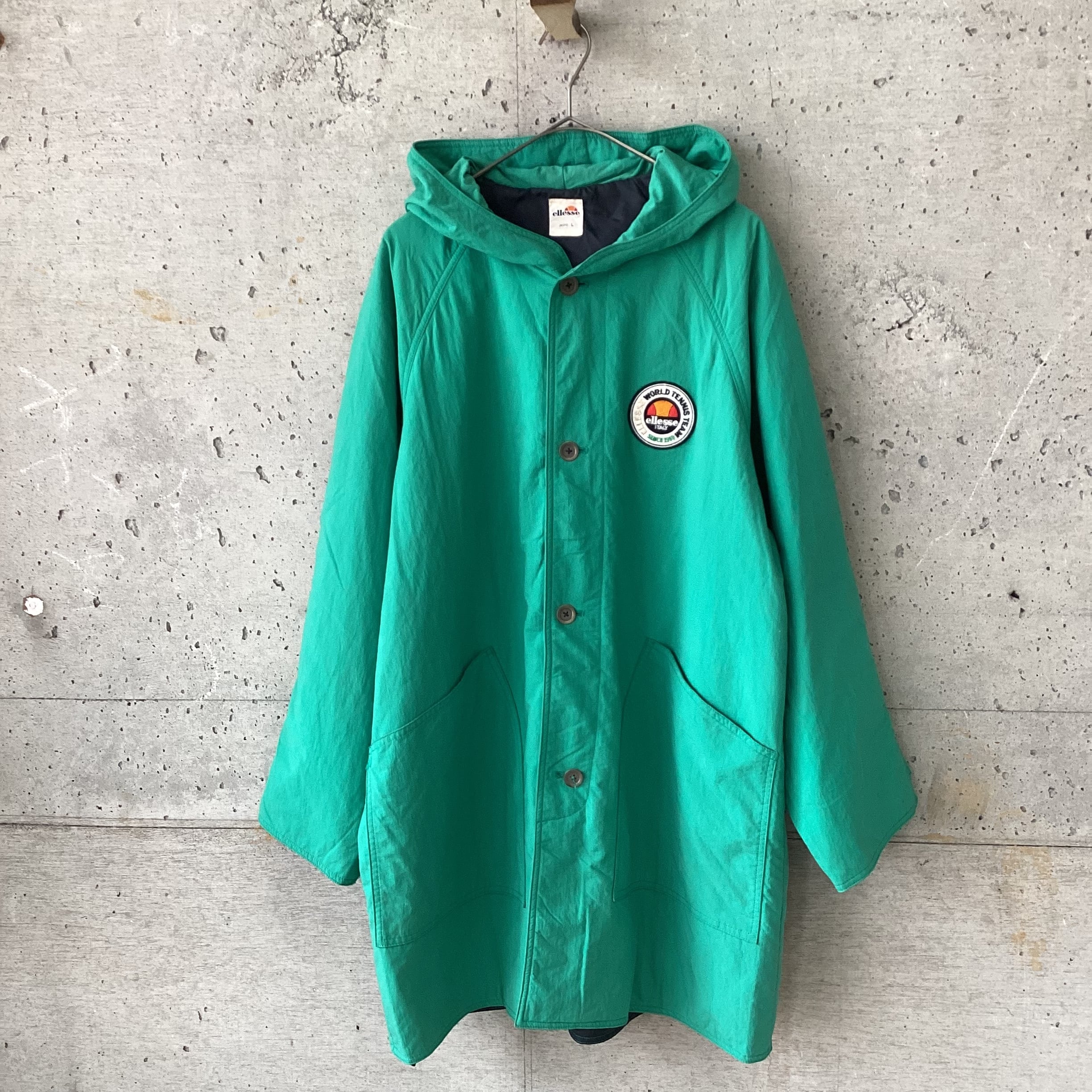 ellesse green food court