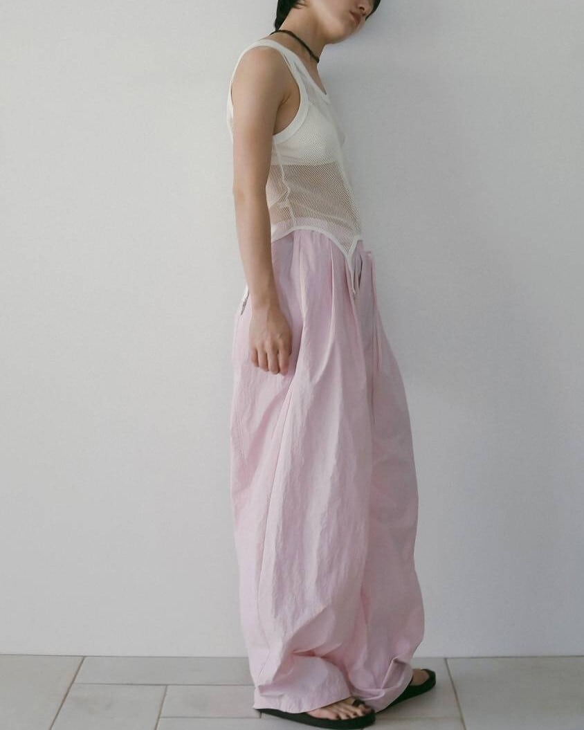 anuke(アンヌーク) Volumetuck Cocoon Pants | サウスオレンジ｜メンズ