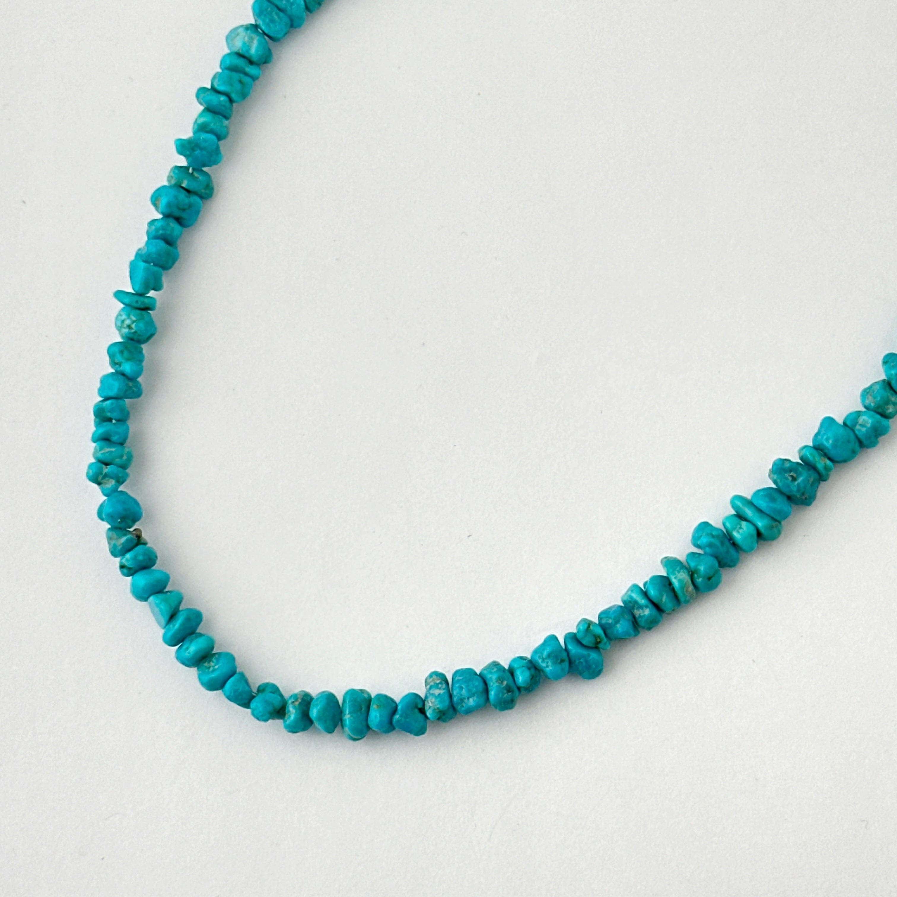 アクセサリー Naive Reva Goodluck ナバホパール×マルチストーン 3連ネックレス｜マライカ