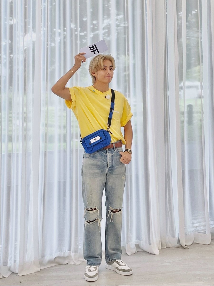 BTSテテ着用 kid super mustard jeans