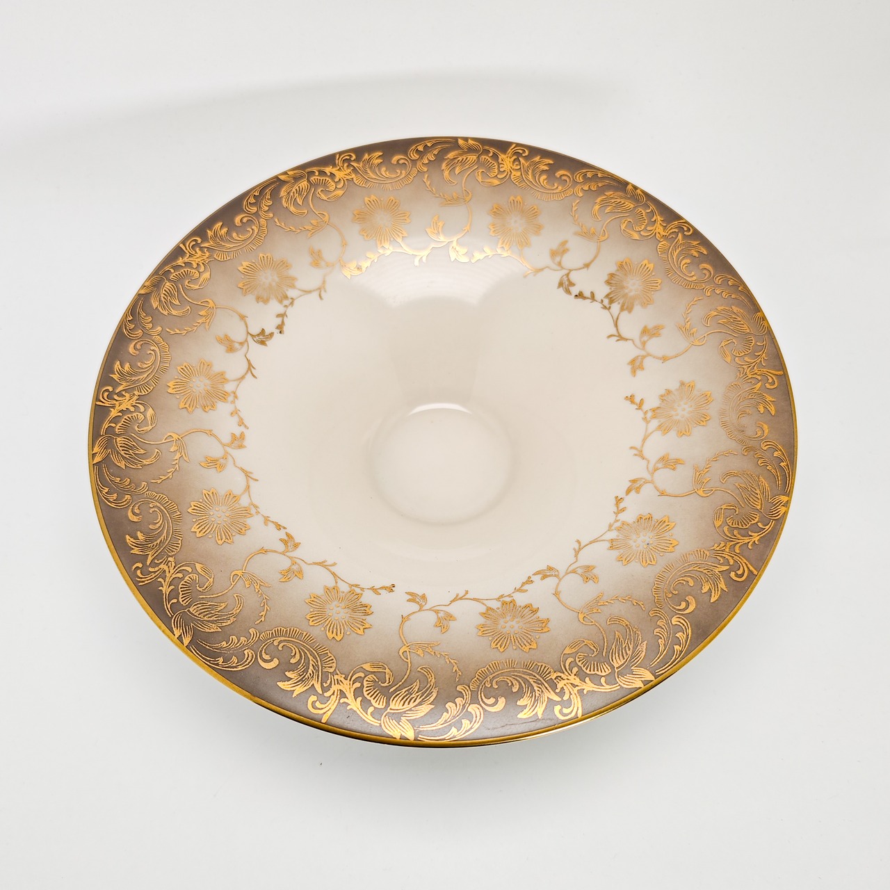 ヴィンテージ雑貨 BAVARIA ドイツ製 インテリアプレート（脚付き）