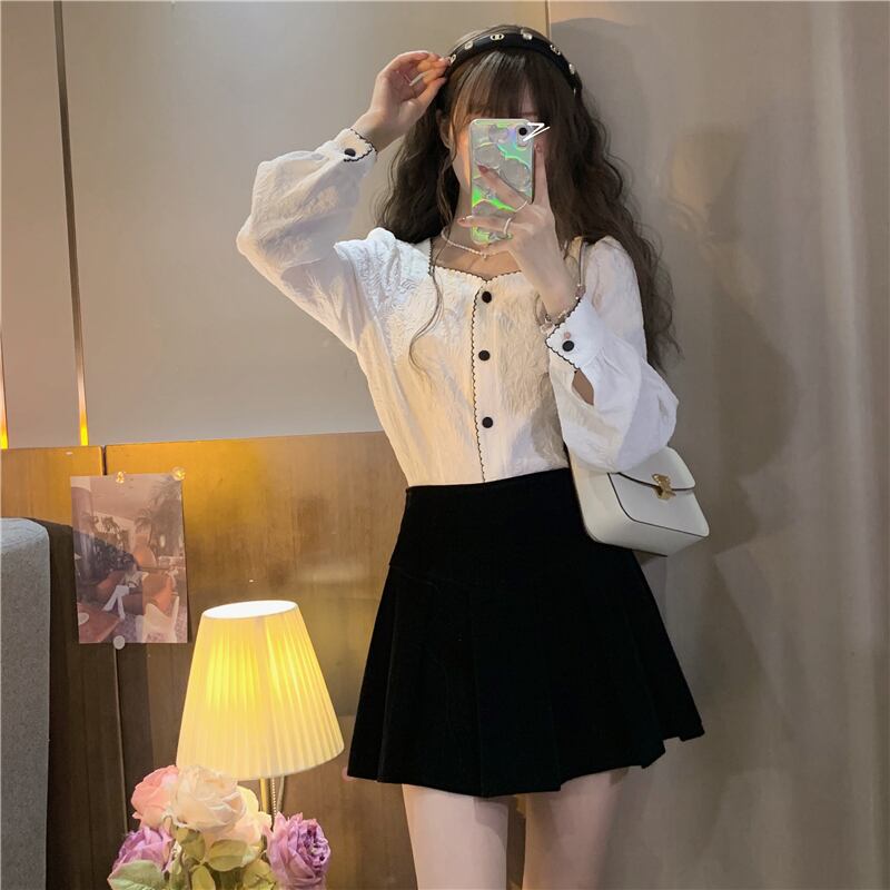 きれいめガーリーコーデに 清楚系 スクエアネック ブラウス お嬢様 トップス モノトーン 女子会 デート Lamitte Deco トレンド 韓国ファッション ショップ Base店