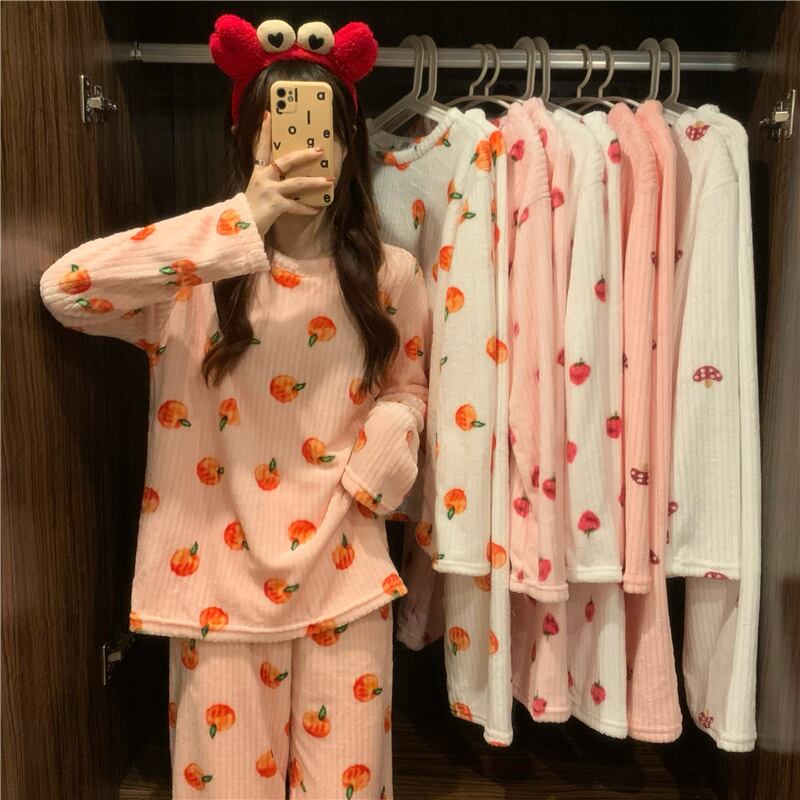 オータムウィンターレディースコーラル 大人ガーリー スウィート キュート カジュアル 秋物 冬物 かわいい 1号婦人81845979699