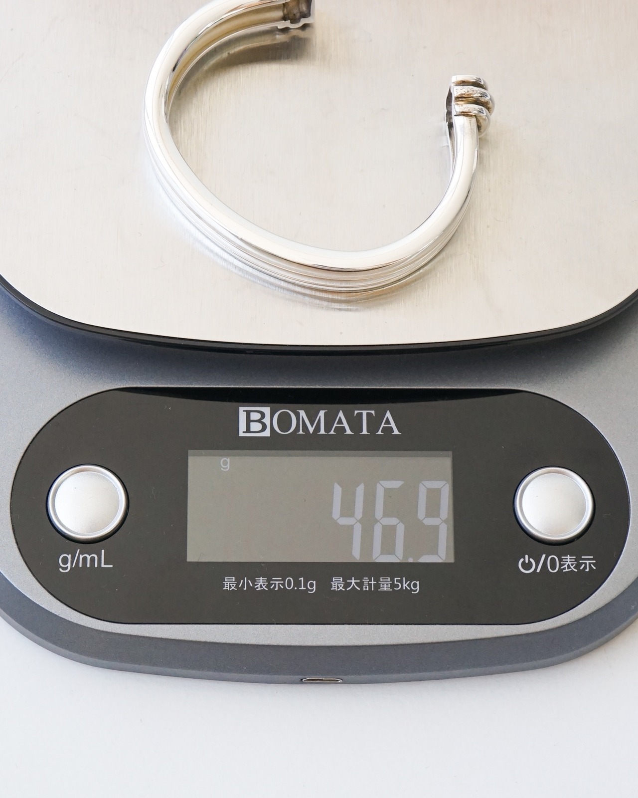 〈Tiffany＆Co〉Grooved Bangle