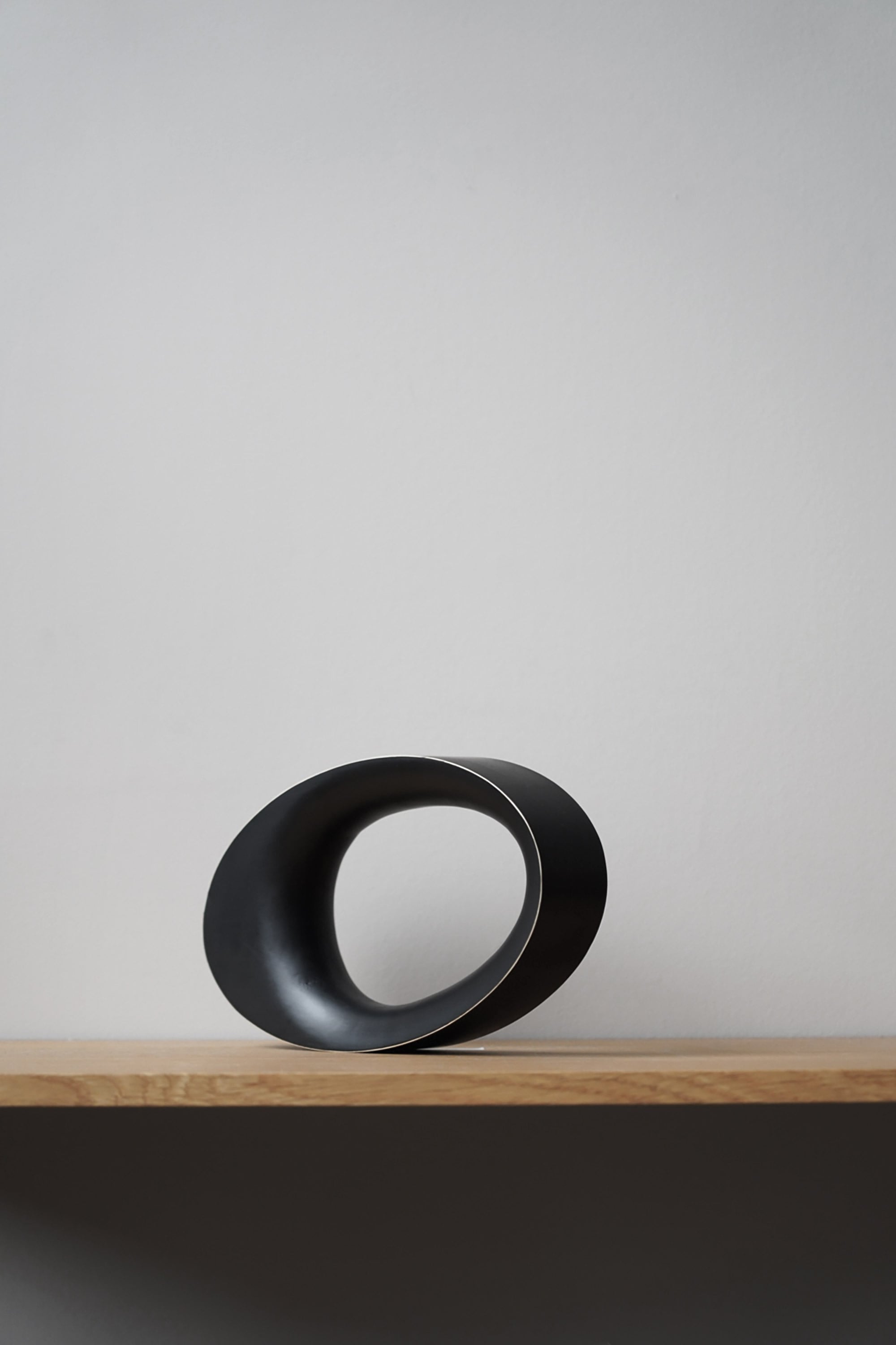 受注生産】MURPH - proto#5 ブラック | ROUND ROBIN CRAFTED FURNITURE