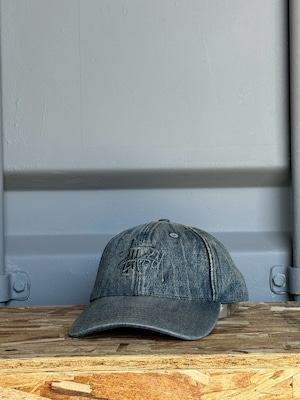 STUSSY DENIM STRAPBACK CAP