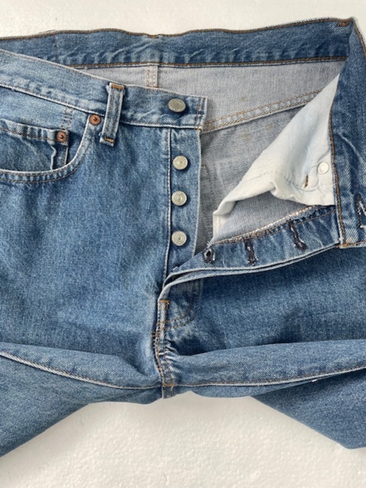 M-107  リーバイス Levis501古着 1980年代赤耳 米国製刻524　W 79cm  股下 73cm　