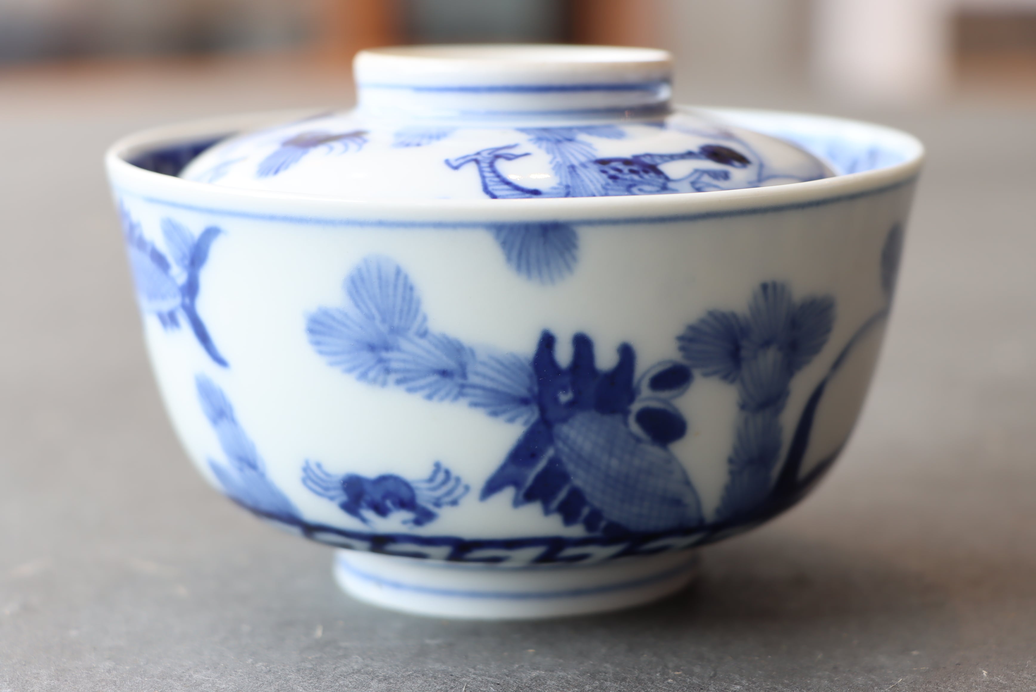 九谷焼 染付 龍魚蟹文 蓋茶碗/Kutani covered bowl | (有)新原美術
