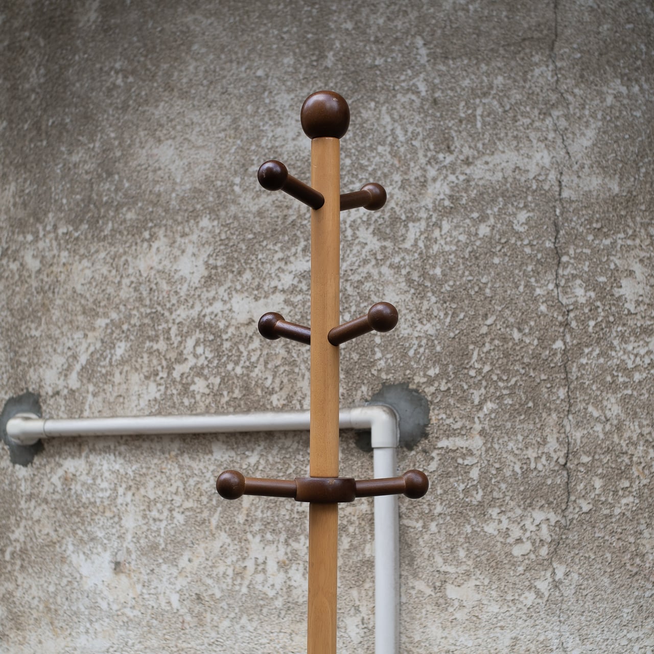 北欧デザイン ポールハンガー | トリノス-torinoth- | 新宿区神楽坂の