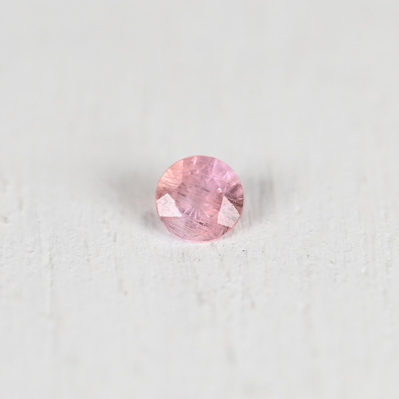 店舗3周年記念特別価格】ペツォッタイト 0.094ct（ソーティング付き