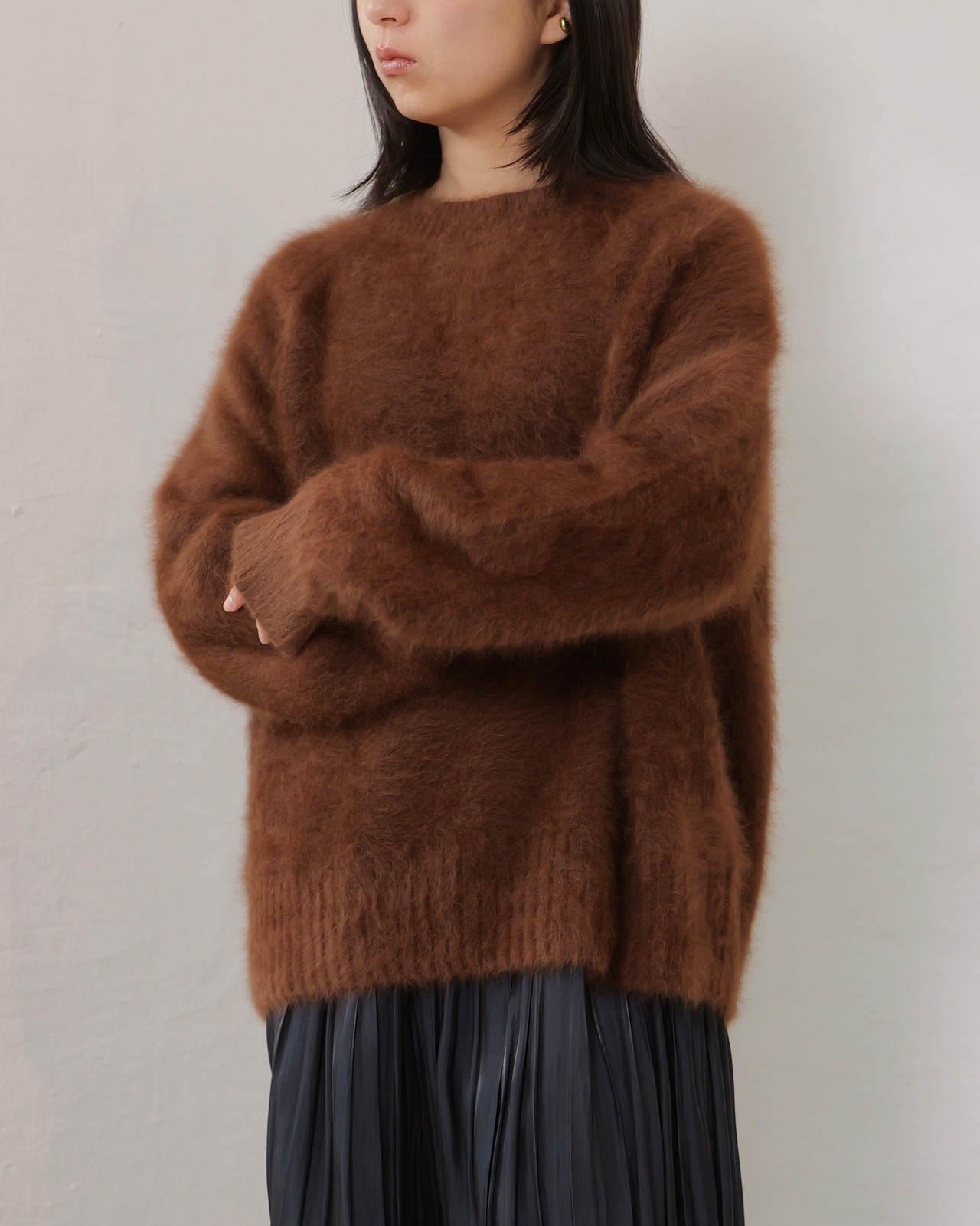 FOURAM - RACCOON CREW KNIT :Dark Brown|ラクーン100/毛足ニット/クルーネック