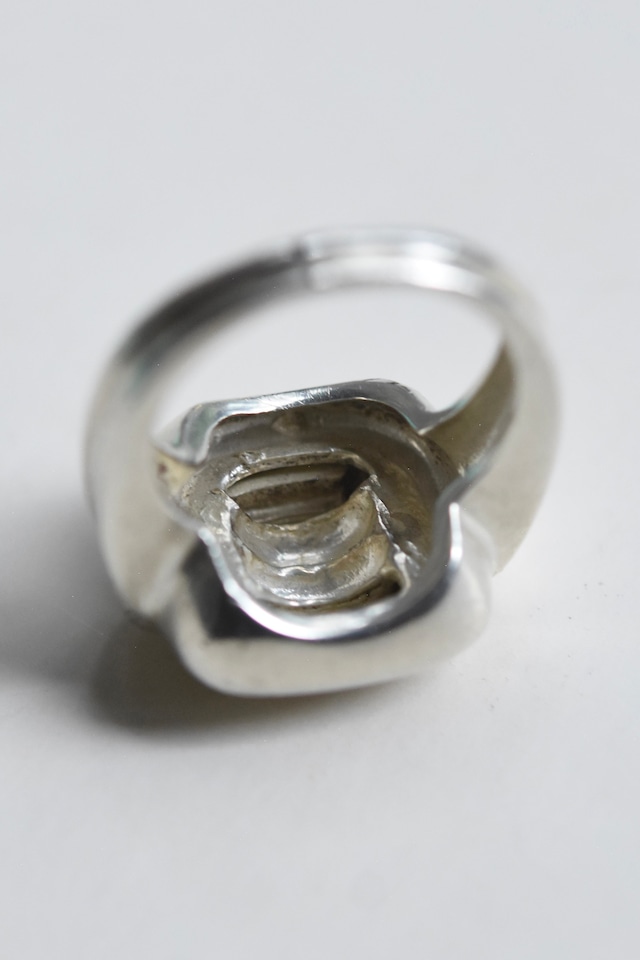 IORI/"Tiffany& Co." ring/square cushion