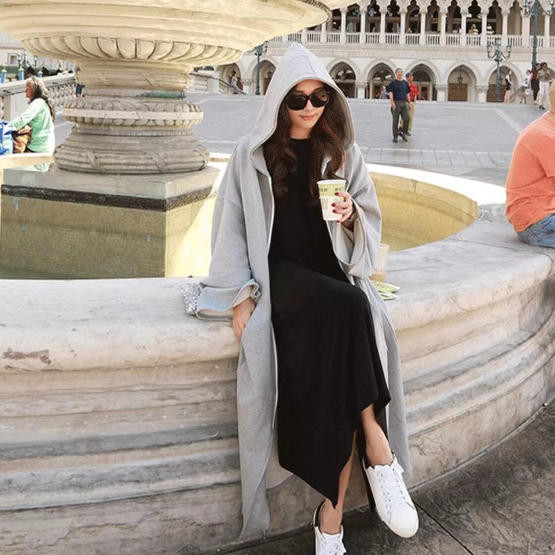 ニット ロング パーカー アウター コート 膝下 ロング丈 袖あり 長袖 Vネック 襟なし ウエストマーク ポケット 前開き トッパー ニット かわいい 大人可愛い きれいめ シンプル カジュアル 大人 上品 おしゃれ 大人女子 こなれ感 ラフ ラブリー キュート モード系 モダン ニット ロング パーカー アウター コート 膝下 ロング丈 袖あり 長袖 V