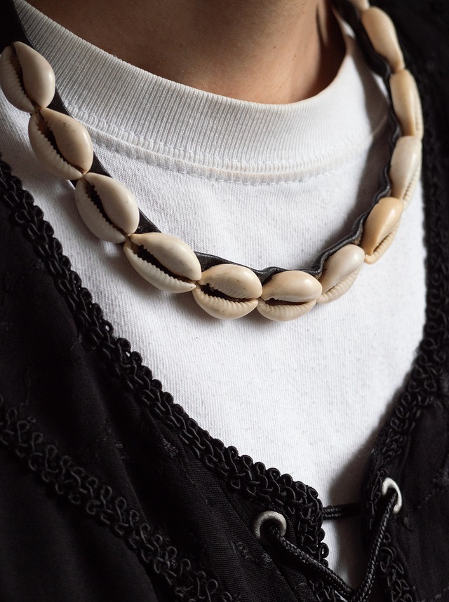 unknown vintage African cowrie shells necklace