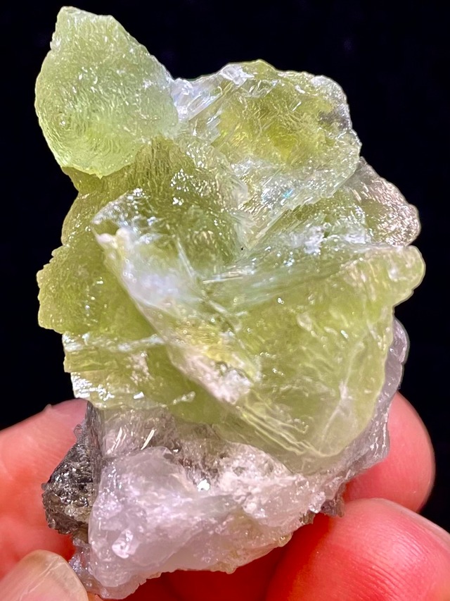 7) タンザニア産「ゴールデン・プレナイト＆タンザナイト」原石