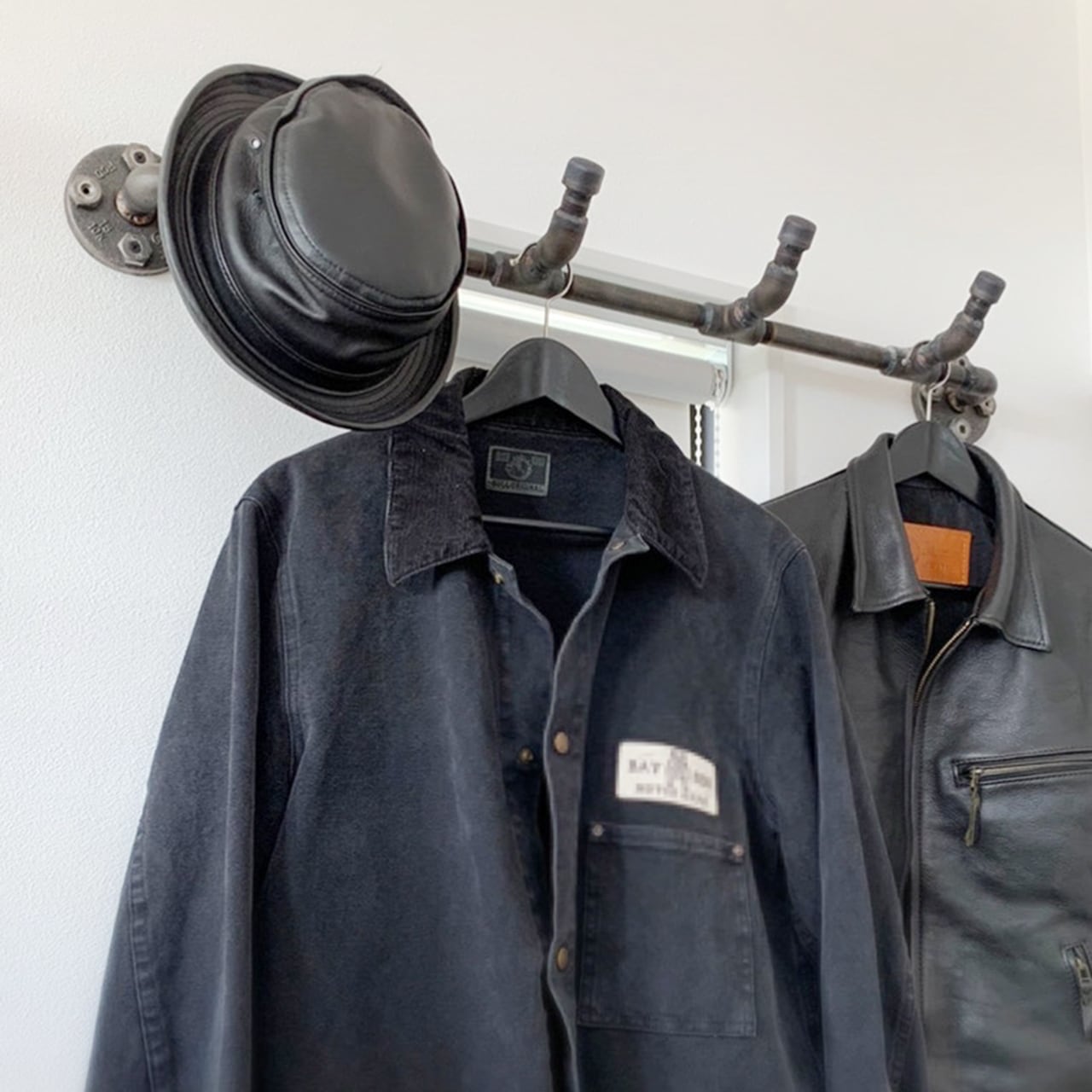 Iron Life】インダストリアルパイプハンガー(壁掛け型) | Iron Life BASE店